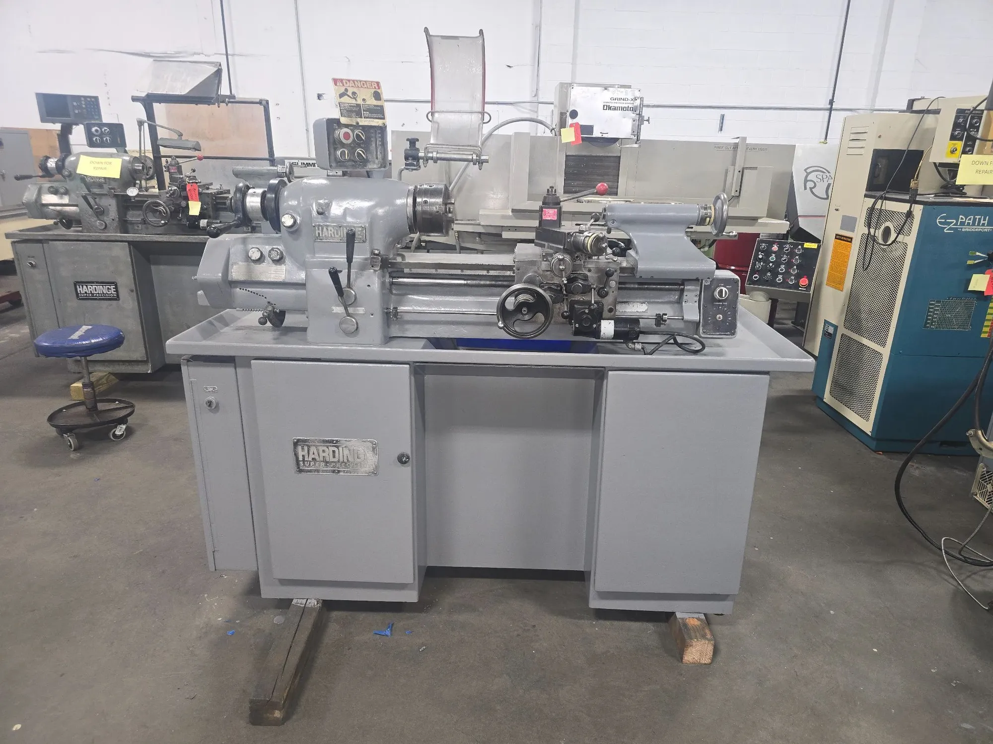 11" x 18" Hardinge #HLV-H-EM, Tool Room Lathe, 125-3000 RPM, In/mm Threading, 1-1/4" bore, 6" swing over - Image 1