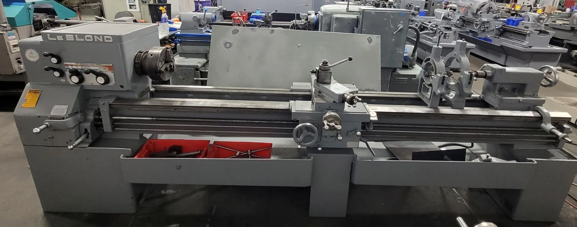 19" x 102" LeBlond #19-Regal, Engine Lathe, 10 HP, 25-1000 RPM, 10" 3-Jaw chuck, Follow Rest, 3x Steady Rest - Image 3