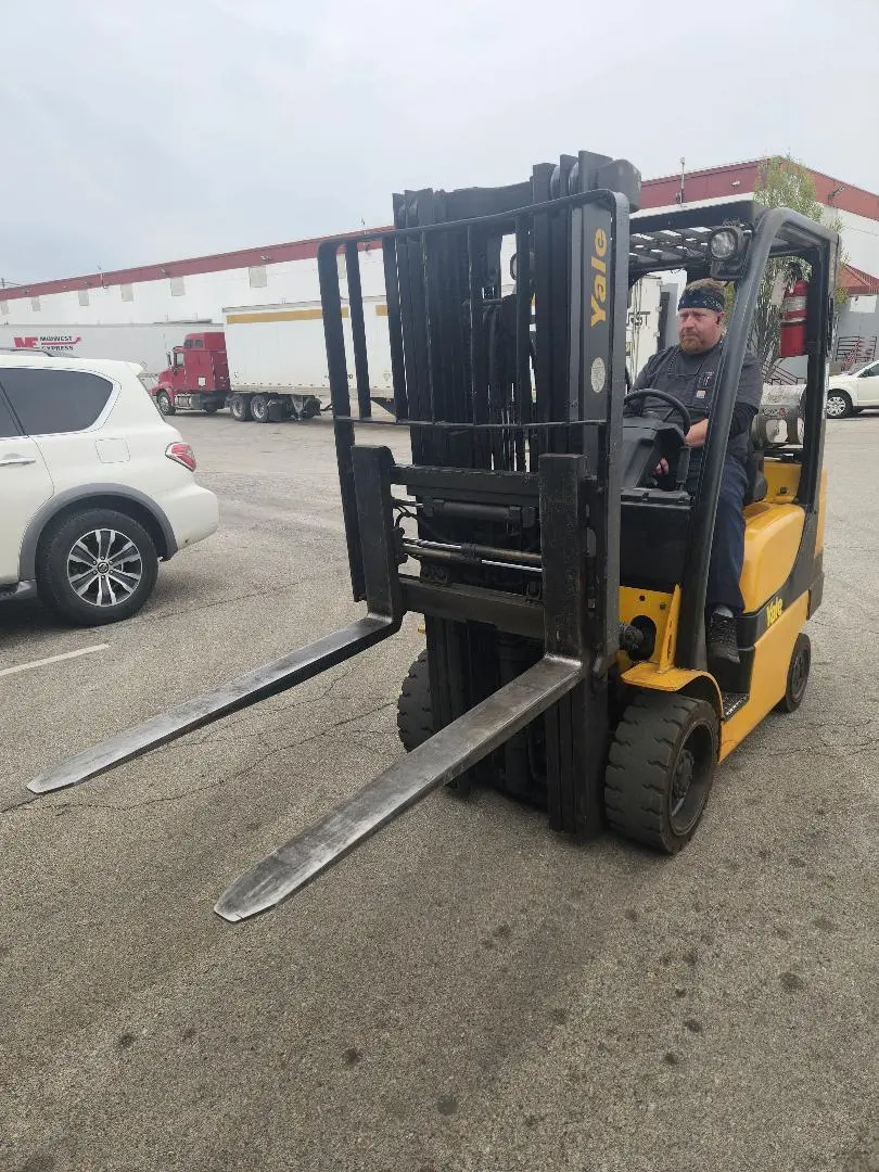 5,500 Lb. Yale #GLC060VXNVSE085, Forklift, LPG, 3-Stage Mast, 48" Forks, 2015 - Image 10