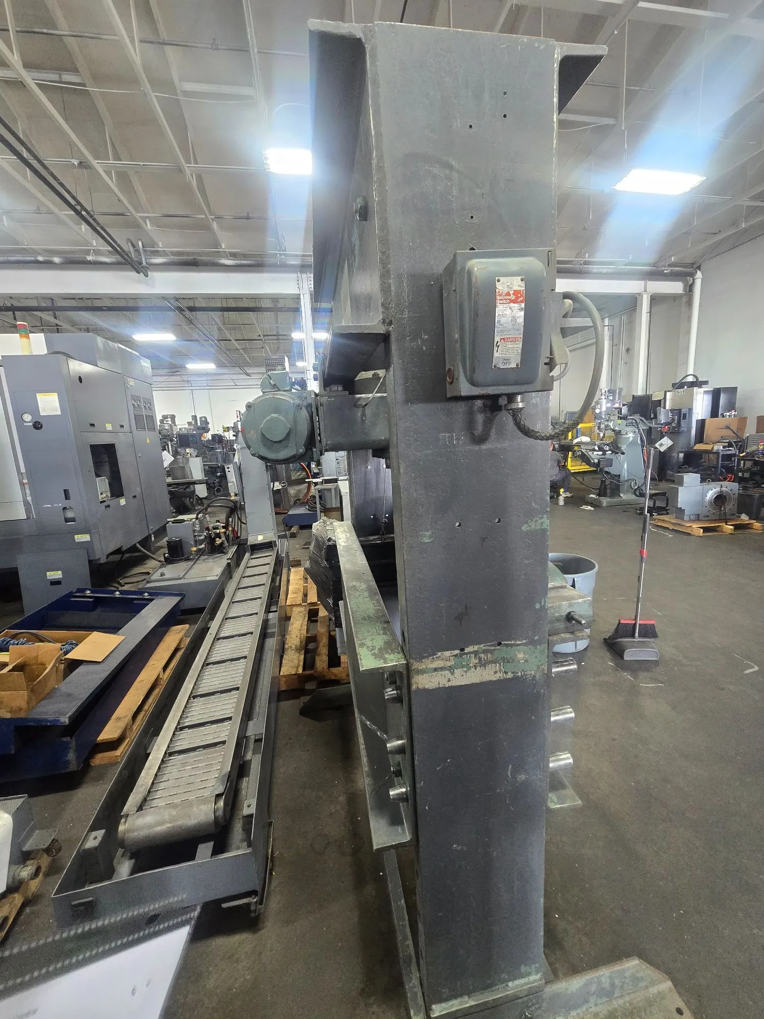 150 Ton, Dake #5-150A, Hydraulic H-Frame Press, 16" stroke, 24-3/4" Horiz. Travel, 220/440 V., 3 Ph., 3,000 - Image 7