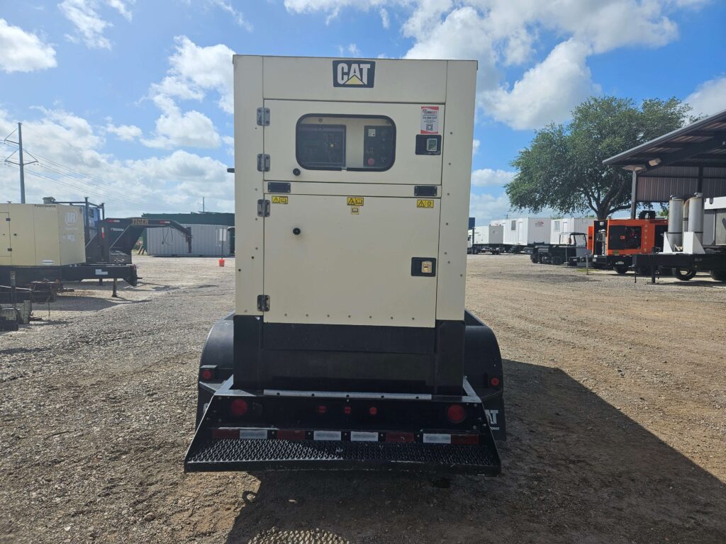 200 KW Caterpillar #XQ200-T4i, Mobile Diesel Generator, 1800 RPM, 480/208 Volt, 274/694 amps, EMCP 4.2 - Image 3