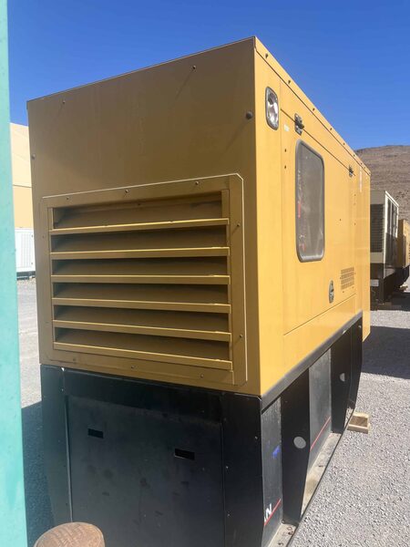 100 KW Olympian #D100P2, Diesel Generator Set, 480 Volt, 1800 RPM Perkins 2PKXL05.9YH1 engine, 3PH, 2002 - Image 2