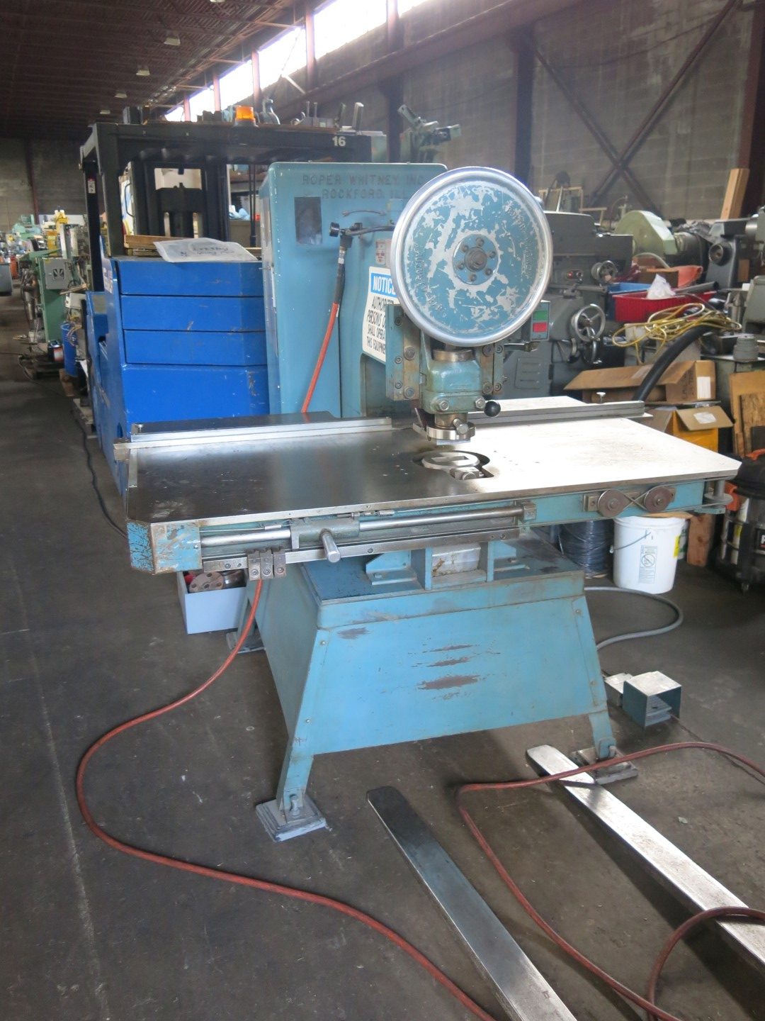 20 Ton, Roper Whitney #ARLT-231, deep throat punch press, w/ gauging table, 2" stroke - Image 3