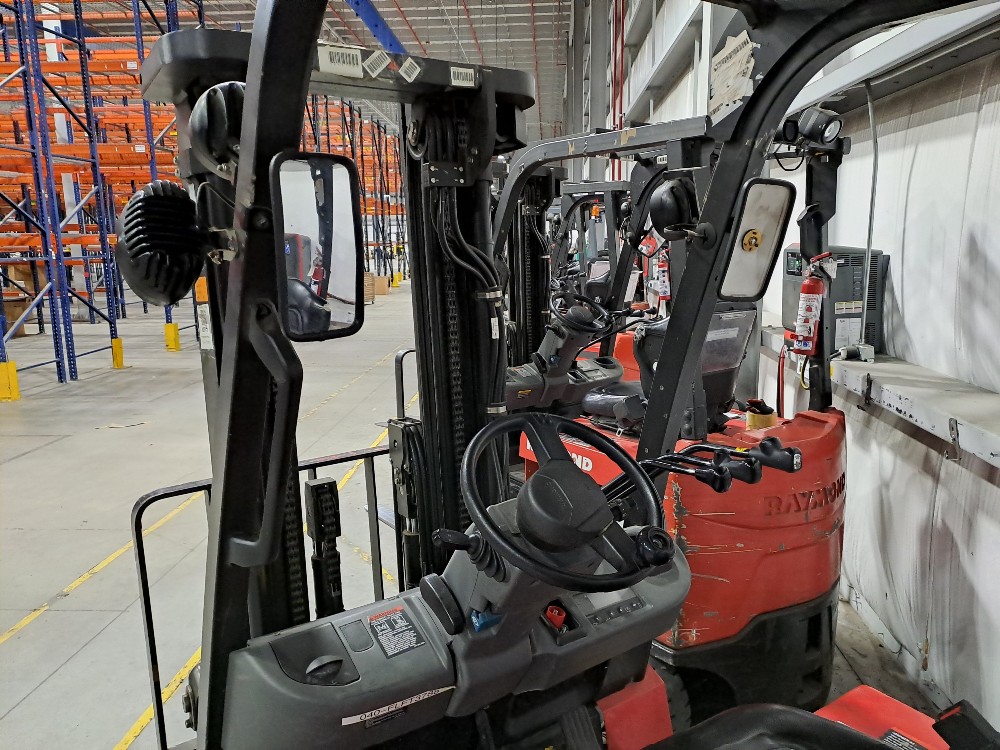 4000 lb. Raymond #4750C50S, electric forklift, 20' lift height, battery not included, Serial No. 475-21-13788 - Image 6