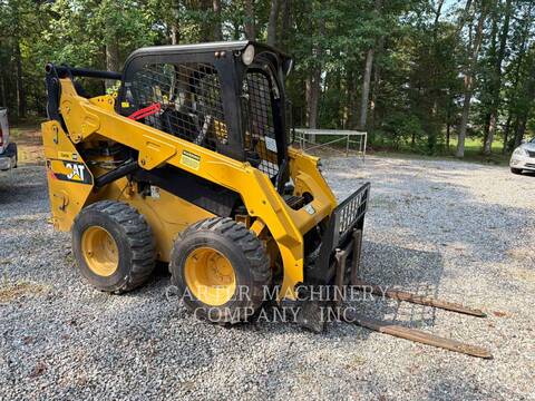 Cat 242D, Skid Steer Loader, 2593 hours, S/N: DZT00709, 2014 - Image 2
