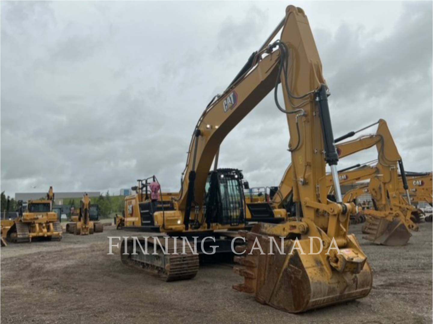 Caterpillar 336-08, 883 hours, S/N: SYL30059, 2025 - Image 2