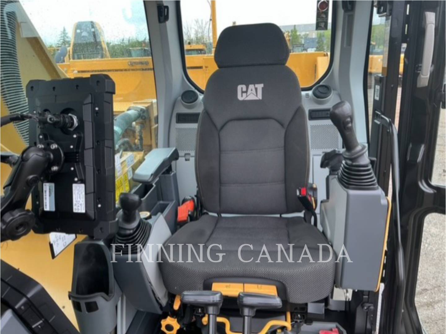 Caterpillar 336-08, 883 hours, S/N: SYL30059, 2025 - Image 8