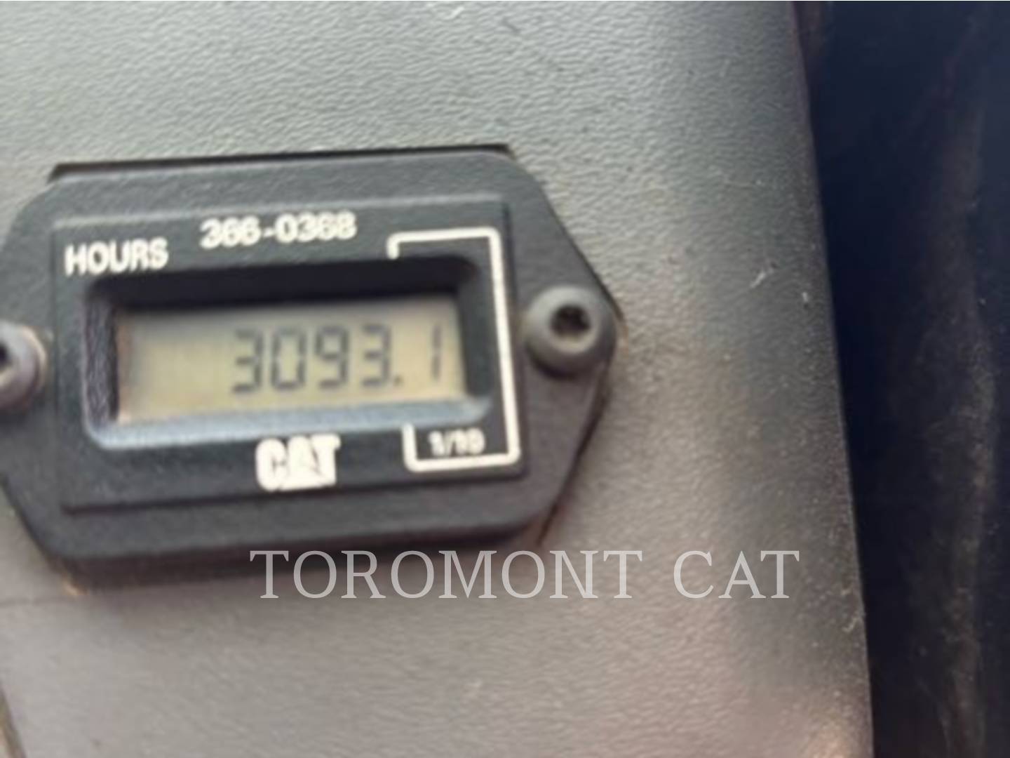 Cat 226B3, Skid Steer Loader, 2666 hours, S/N: MWD07818, 2015 - Image 5