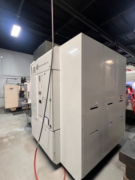 Haas #UMC-750, CNC vertical machining center, 41 automatic tool changer, 30" X, 22" Y, 20" Z, 12000 RPM, #40 - Image 10