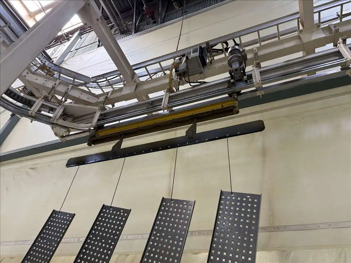 36" x 72" opening, Midwest Finishing Systems, overhead conveyor paint line, 15 stations, 26 load bars, 400 - Image 6