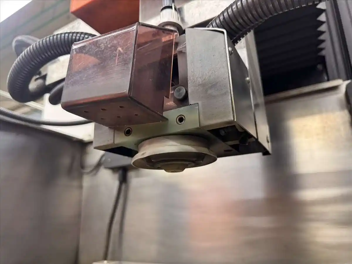 Charmilles #FL-440-SLP, wire Electrical Discharge Machine, 21.7" X, 13.8" Y, 15.8" Z, 3,307 lb. capacity - Image 6