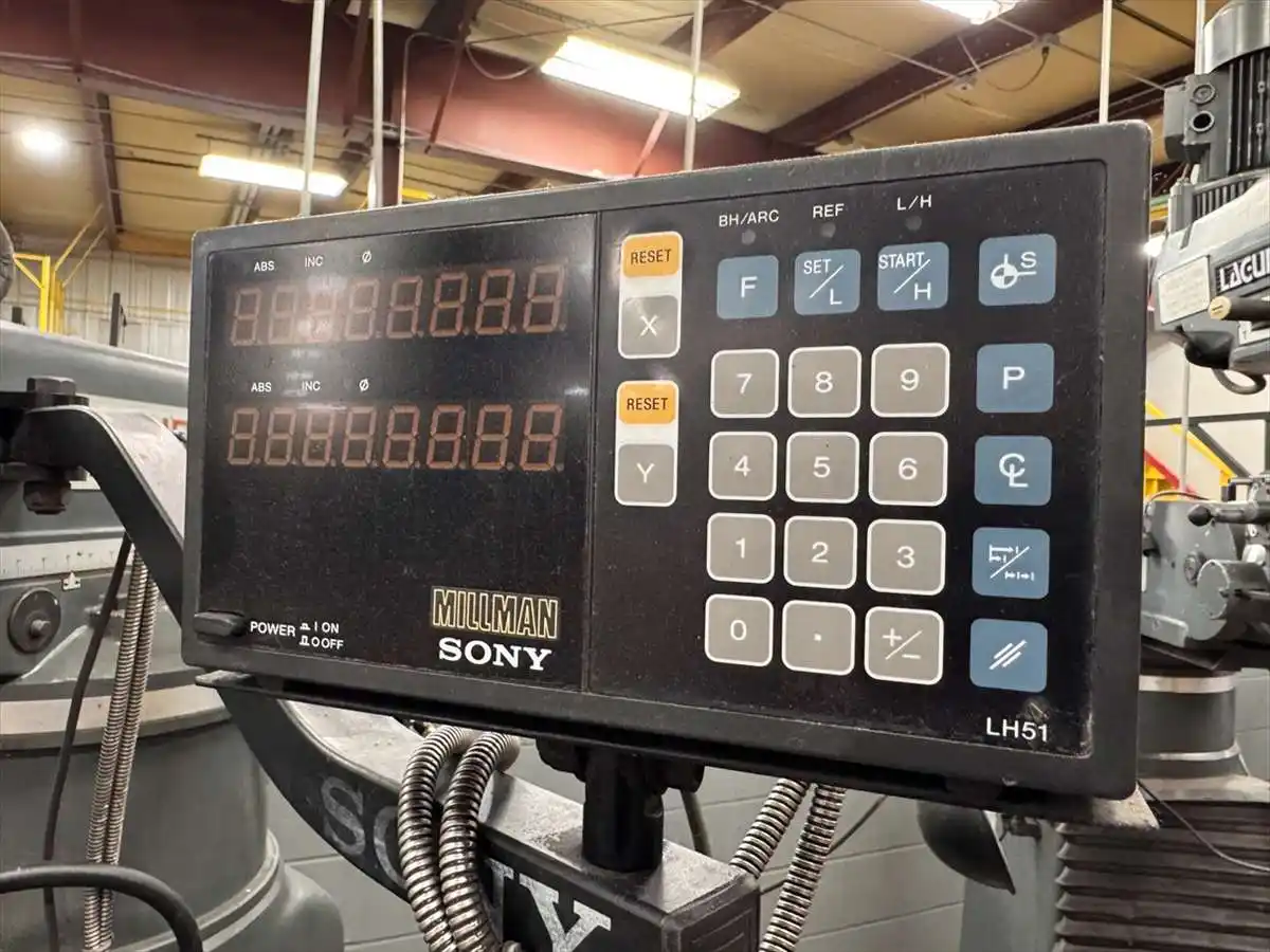 Lagun, vertical knee mill, 11" x 58" power feed table, 4 HP, Sony Millman 2-Axis digital read out - Image 6