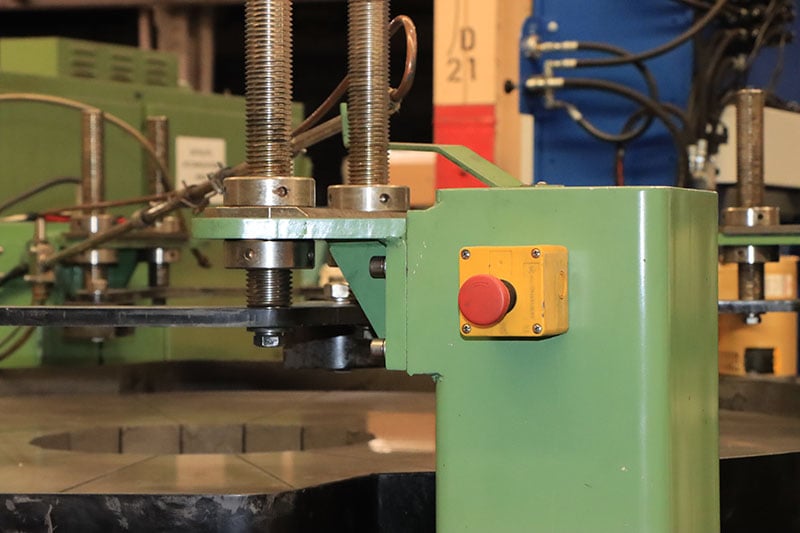 72" Lapmaster #72, single sided lapping machine, open face, cast iron plate, 27-1/4" conditioning rings - Image 5