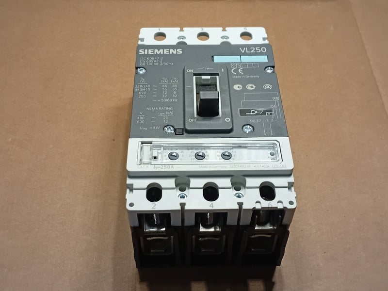 250 Amps Siemens #3VL3725-1LB33-0AA0, Sentron VL250 Molded Case Circuit Breaker, 3 pole, LI protection, 600 - Image 4