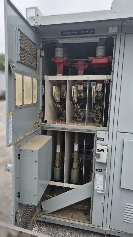 1200 Amp. General Electric, Breakmaster, 15 KV, Fused Outdoor Load Interrupter Switch, 95 KV BIL, 61 kA - Image 4