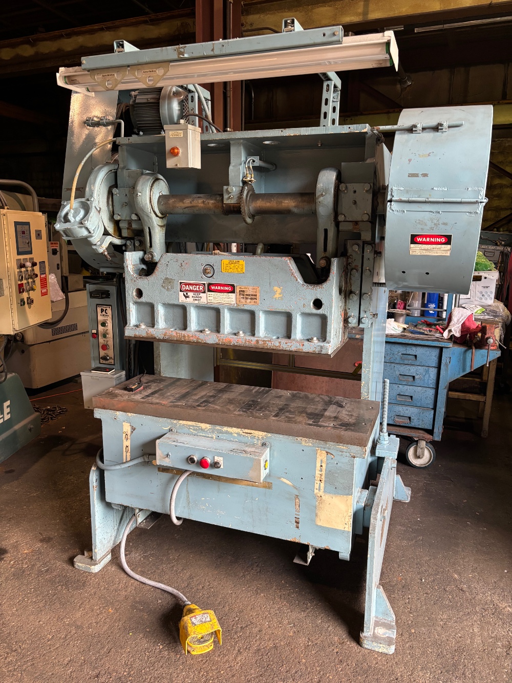 40 Ton Rousselle 4B48, 2" Stroke, 16" x 48" Bed, Air Clutch, From Service & Excellent, New 1988, Tag #16456 - Image 8