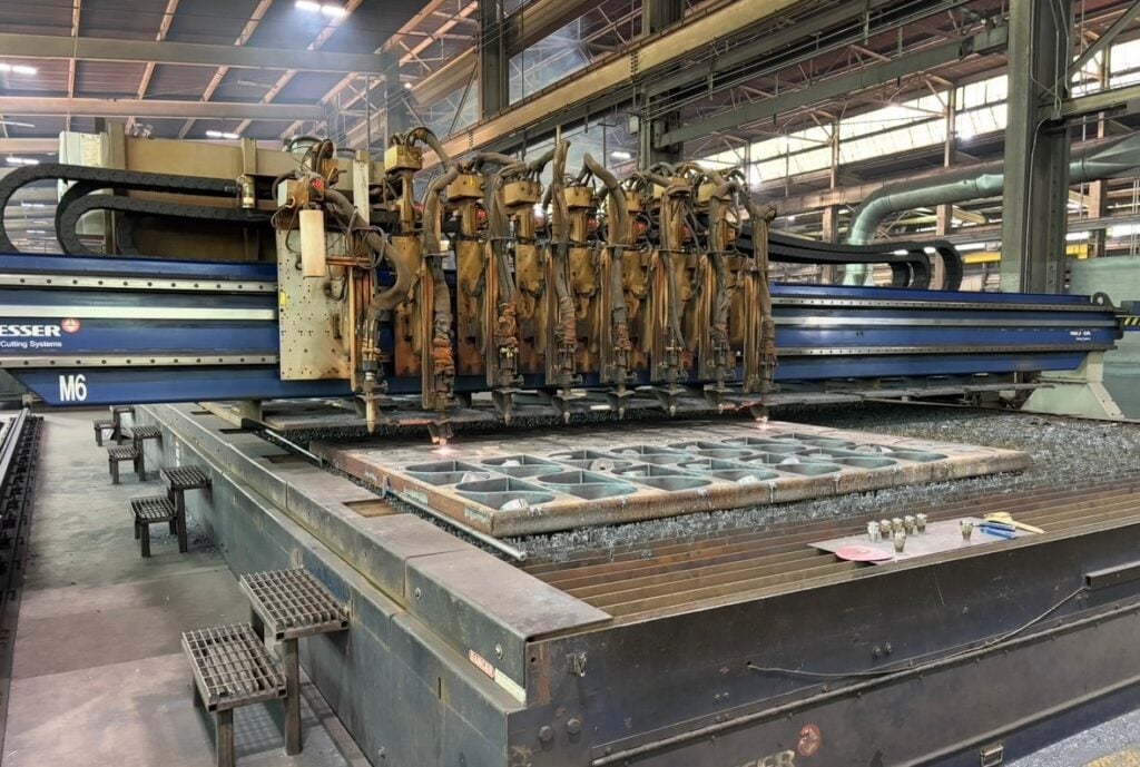 Messer #TMC4528-13-5823, CNC oxy-fuel cutting machine, (8) torch stations with individual lifters, dual rail - Image 2