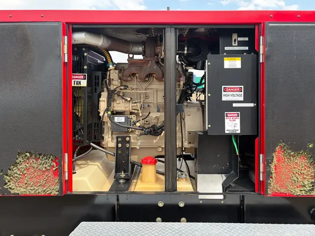 65 KW Baldor #TS80T, diesel generator set, trailer/SAE enclosure, voltage selector switch, John Deere engine - Image 3