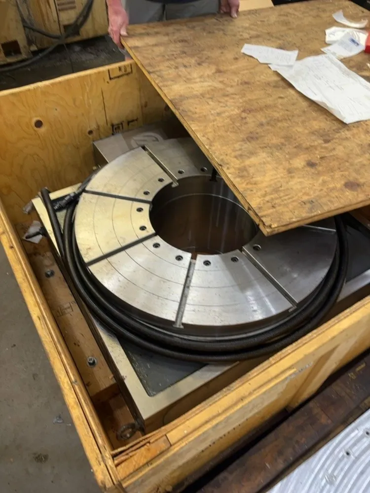 31" Haas #HRT800-VER-P12, Rotary Table Indexer, 320 hours - Image 1