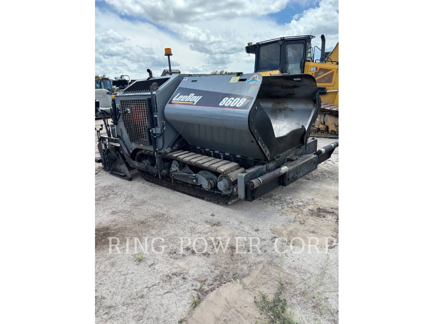 Lee-Boy 8608, 1309 hours, S/N: 429989, 2024 - Image 2