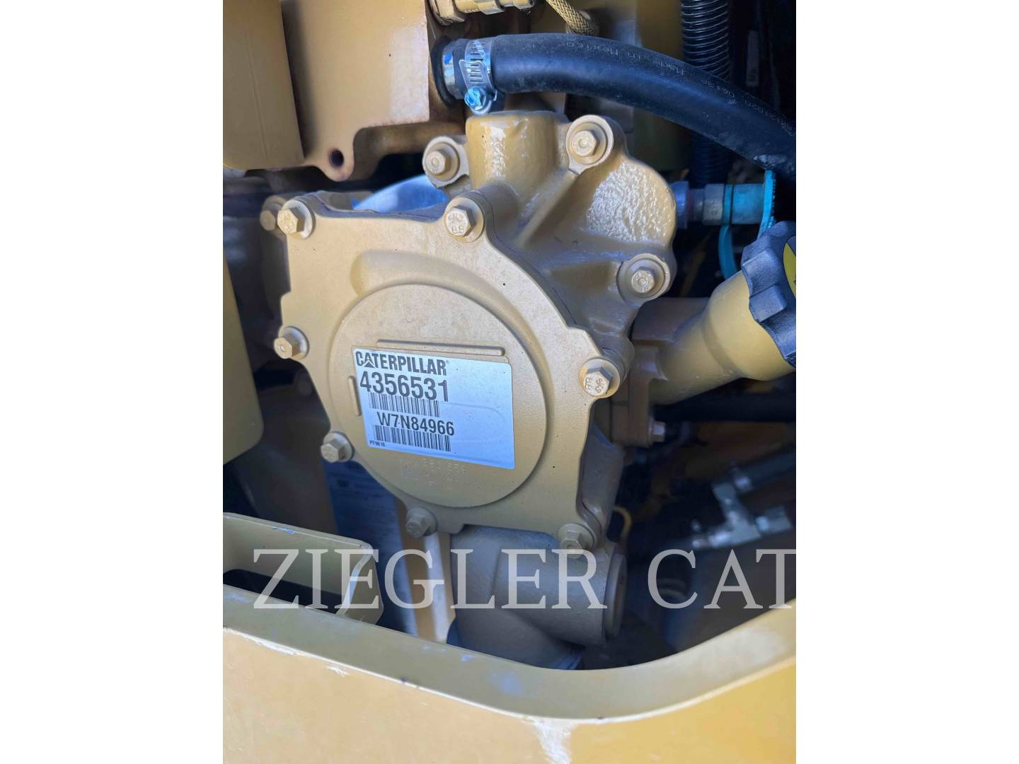 Caterpillar CW34, Pneumatic Tired Compactor, 690 hours, S/N: AL300459, 2021 - Image 7