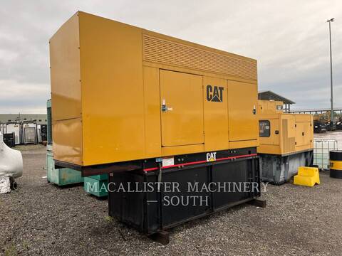 250 KW Caterpillar 3306B, Diesel, 1800 RPM, 208V, 450 hours, 2003 - Image 2