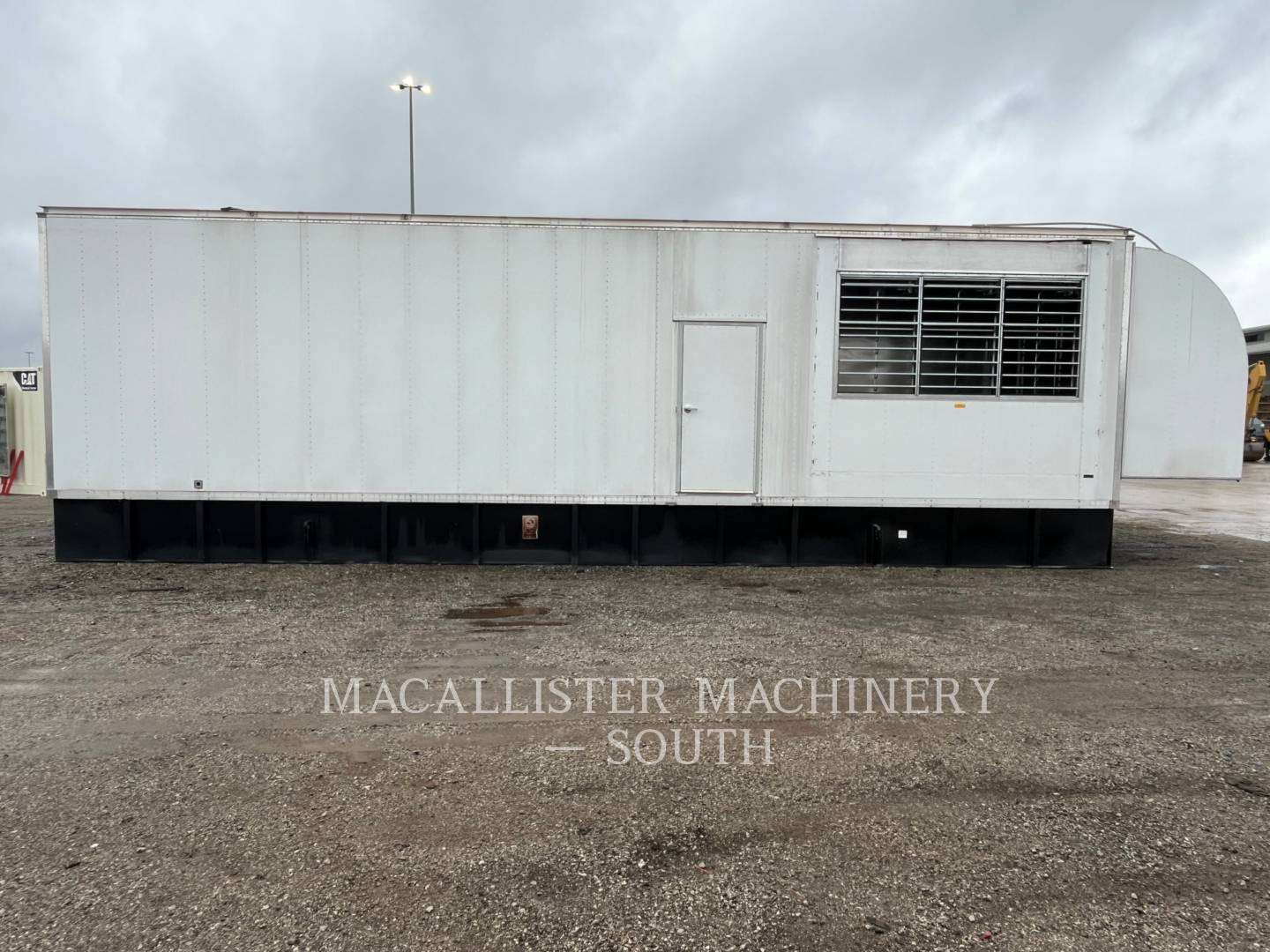 2000 KW Caterpillar 3516C, Diesel, 1800 RPM, 480V, 207 hours, 2015 - Image 5