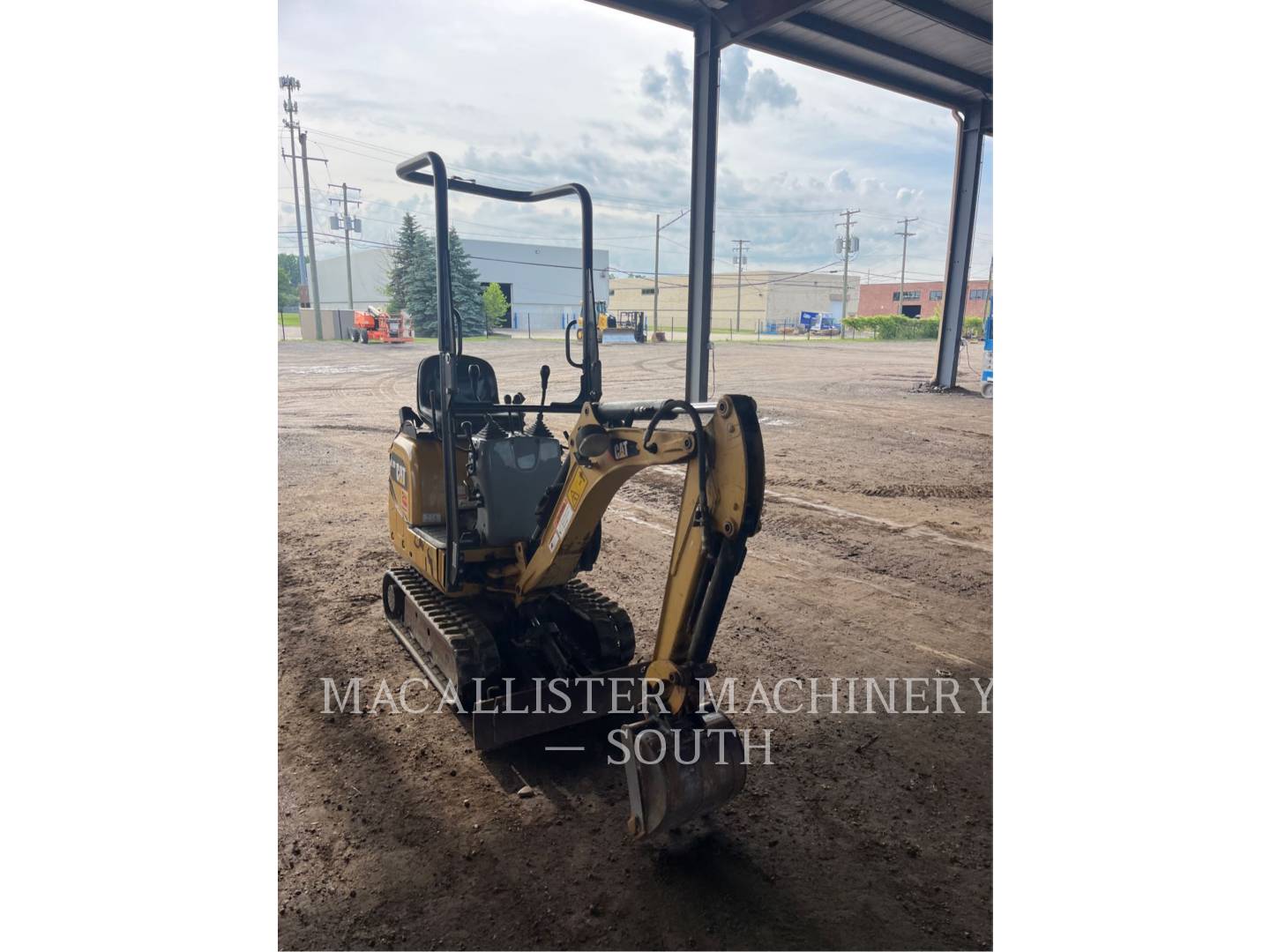Caterpillar 300.9D, 1075 hours, S/N: LJ200873, 2017 - Image 2