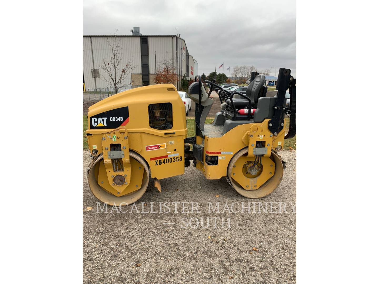 Caterpillar CB34B, 2900 hours, S/N: XB400358, 2017 - Image 1
