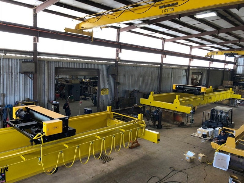 30 Ton, Houston Crane, 50' Span, top running double girder, 30' lift, 460/3/60 V. - Image 1
