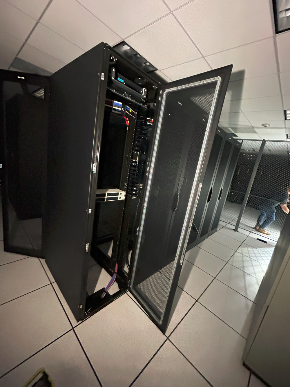 Middle Atlantic Products full-size (looks like ~42U, based on the height/floor-standing enclosed design with - Image 1