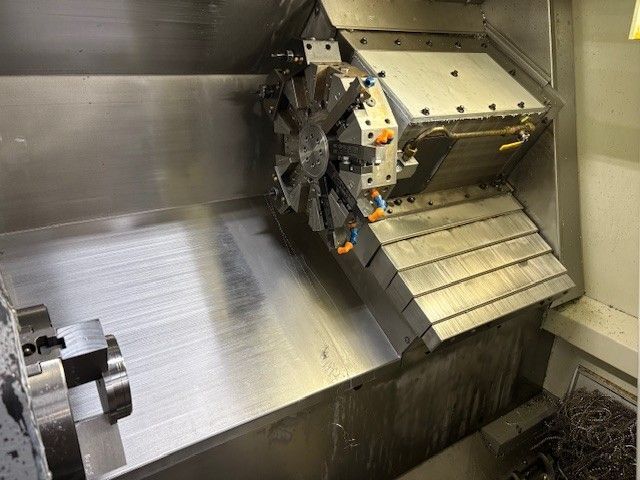 Haas #SL-20, CNC lathe, 31.7" swing, 20" machining length, 10.3" turning diameter, 8" chuck, 2" bar, 20 HP - Image 3