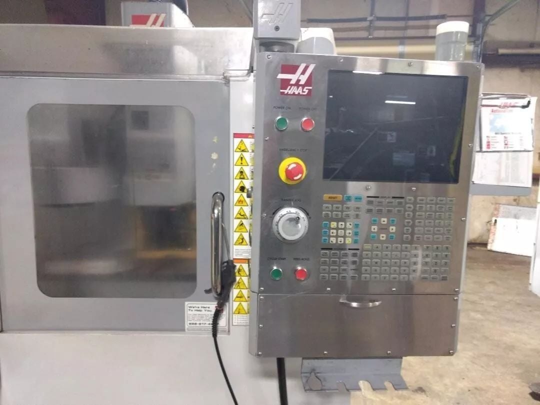 Haas #Super-Mini-Mill, CNC vertical machining center, 16" X, 12" Y, 10" Z, 36" x 12" table, 15 HP, 10,000 - Image 1