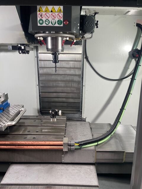 Haas #VF-2SS, CNC vertical machining center, 30" X, 16" Y, 20" Z, 36" x 14" table, 30 HP, 12,000 RPM, CAT 40 - Image 3