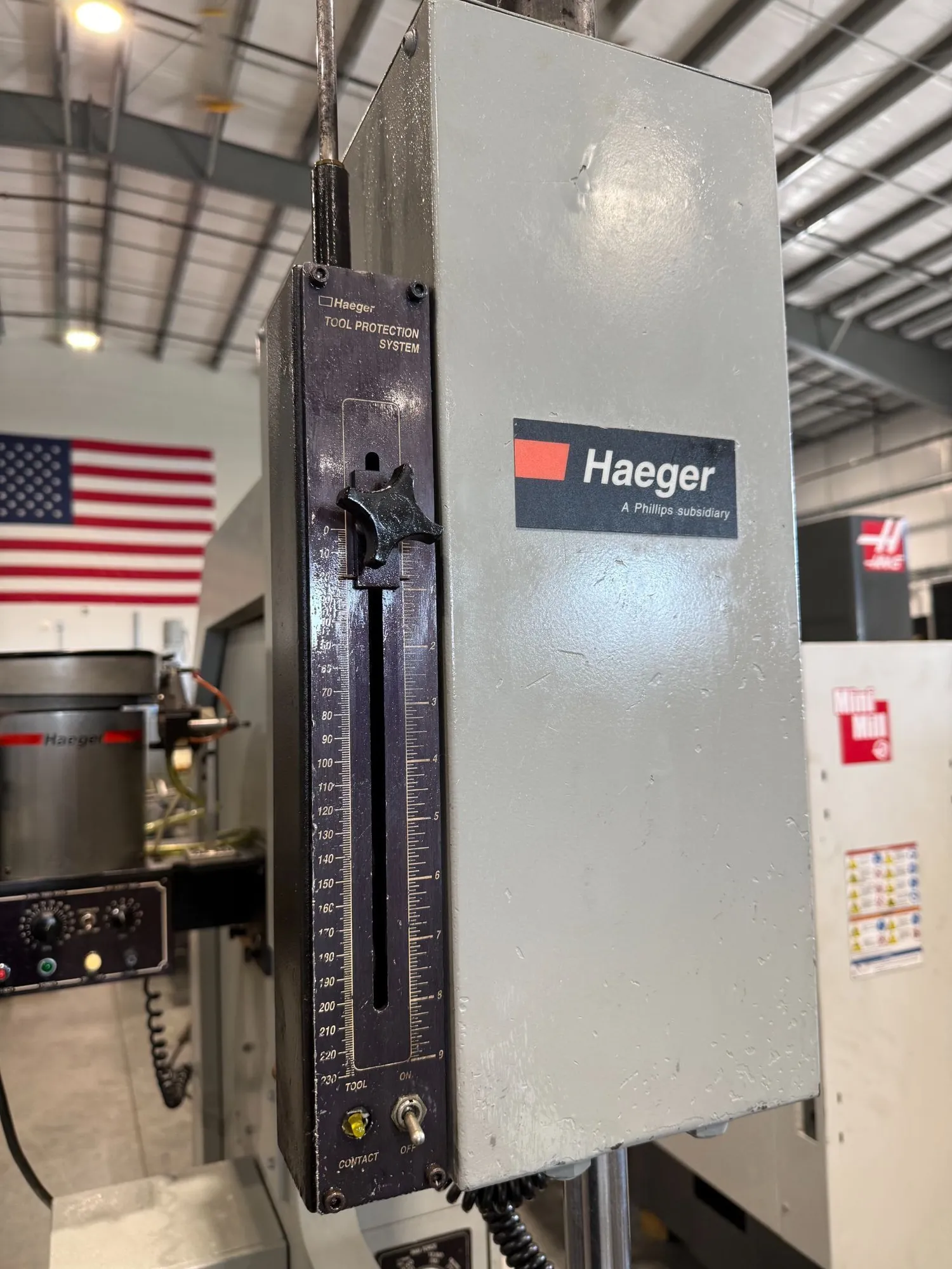 8 Ton, Haeger #824, hydraulic insertion press, 8" stroke, 24" throat, modular autofeed, 18 gallon hydraulic - Image 9