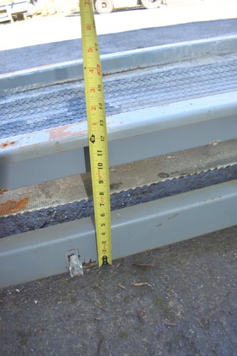 16" wide x 20' long, Belt Conveyor, traction type belting, 17" trough width, metal covers/lids, 3/4 HP - Image 9
