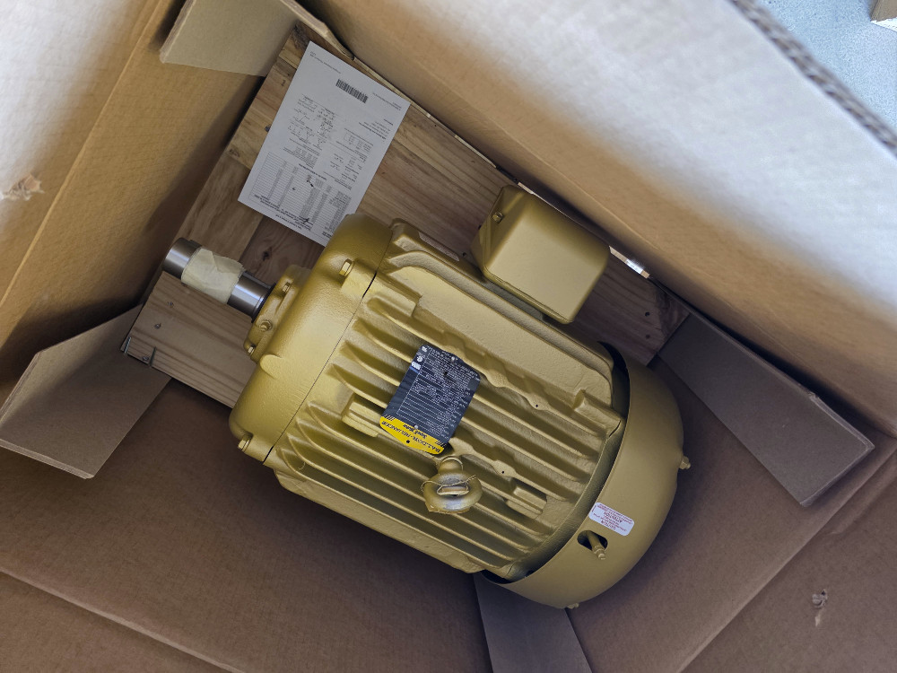 15 HP 1765 RPM Baldor #EM2333T, Frame 254T, TEFC, 230/460 Volts, 3 phase, AC Induction Motor, NEW - Image 4