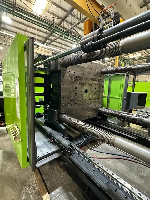 900 Ton, 47 oz., Engel #Duo-3660/900-speed, servo-hydraulic horizontal injection molder, 46.46" x 39.37" tie - Image 7