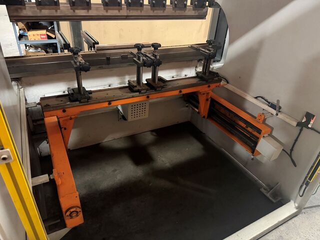 66 Ton, Ermak #Power-Bend-Pro-2100x66, CNC press brake, 6.9' overall, 67" between housing, 10.8" stroke - Image 8