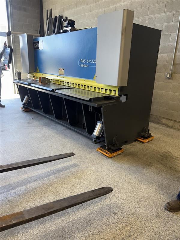 Krras Lincoln #RAS-6x3200, Guillotine Shear, 39" Motorized Back Gauge, D2 Blades, Estun E21S Control - Image 2