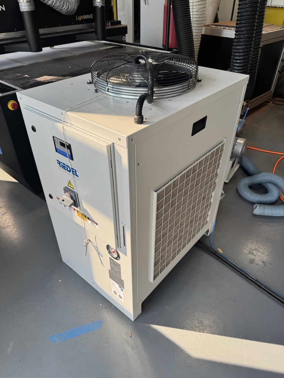 Kern #OptiFlex-50, CO2 laser system, 52" x 50" work area, 500 Watt, 208-240 V., 3 Ph., 2023 - Image 4