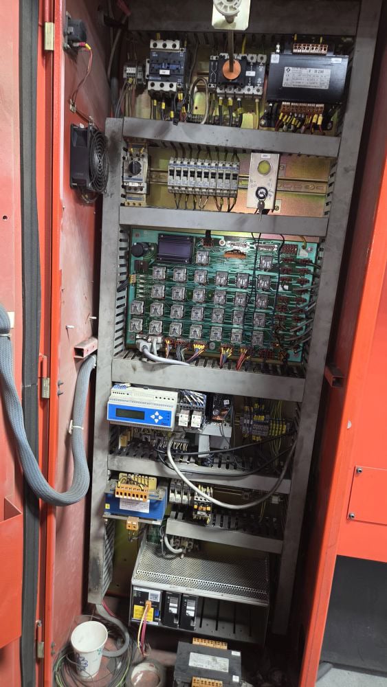 138 Ton, Amada #HFB-125/40, CNC press brake, 13' overall, 1488" between housing, 7" stroke, 16.1" throat - Image 3
