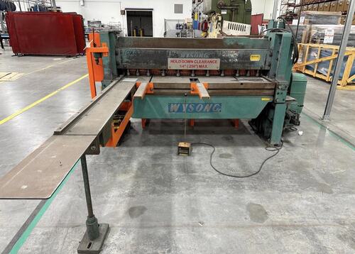 10 gauge x 6' Wysong #1072, mechanical squaring shear, 36" front operated power back gauge, 12 hold downs, 5 - Image 1