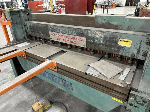 10 gauge x 6' Wysong #1072, mechanical squaring shear, 36" front operated power back gauge, 12 hold downs, 5 - Image 5