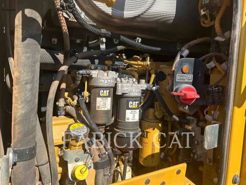 Caterpillar 963, Track Loader, 1212 hours, S/N: LTT01235, 2025 - Image 7