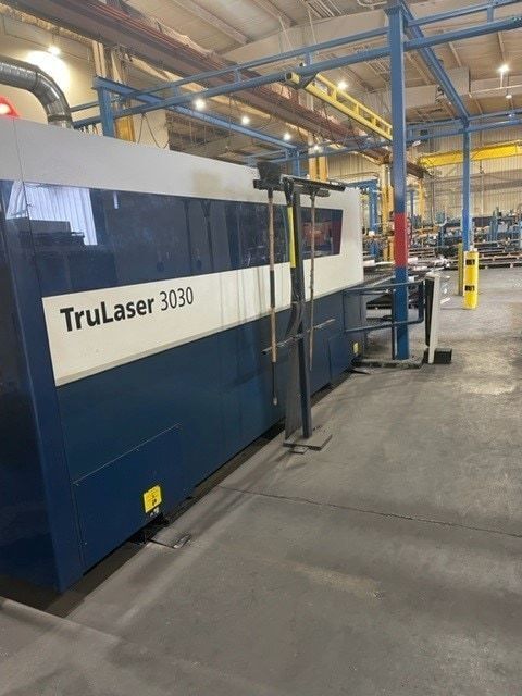 Trumpf #TruLaser-3030-Fiber, fiber laser, 6000 watt, 5' x 10', automatic nozzle changer, shuttle table - Image 1