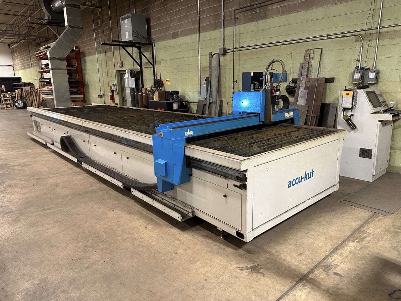 AKS #P0624-585, 6' x 24' Accu-Kut CNC plasma cutting table, extension rails, Hypertherm HPR260XD, MicroEdge - Image 1