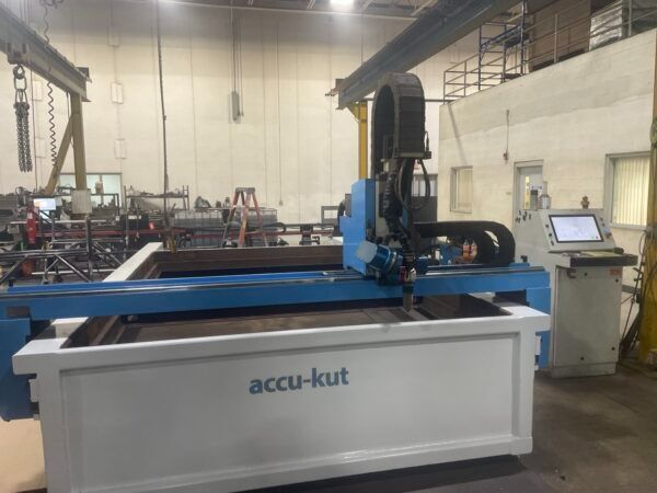 AKS #Accu-Kut, 8' x 12' 5-Axis CNC plasma cutting table, Hypertherm XPR300, 300 amps, Robo-Kut bevel head - Image 2
