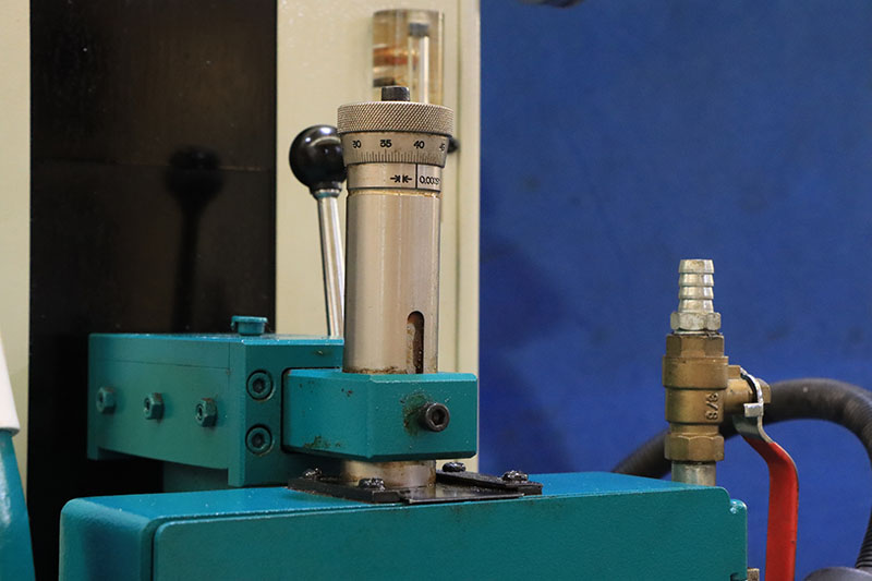 6" x 18" Clausing #CSG-2A618, 2-axis automatic surface grinder, hydraulic table traverse, power crossfeed - Image 5