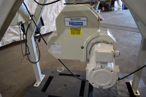 K-Tron Soder #K2MVS60, Hurricane Single Screw Volumetric Feeder, Hurricane un-loader & (2) K-Tron - Image 9